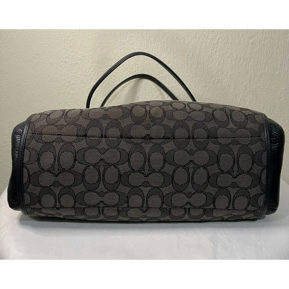 Authentic Coach Signature Phoebe Tabby Tote Bag - Picture 6 of 9